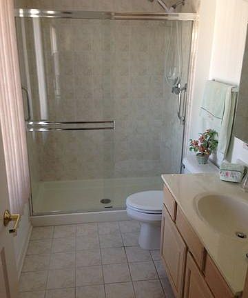 4th image of 7071 W Touhy Ave APT 609