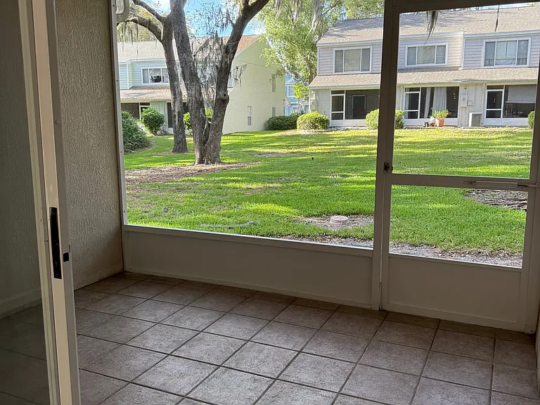 2880 Woodlands Park Ct #2880 — Photo 9