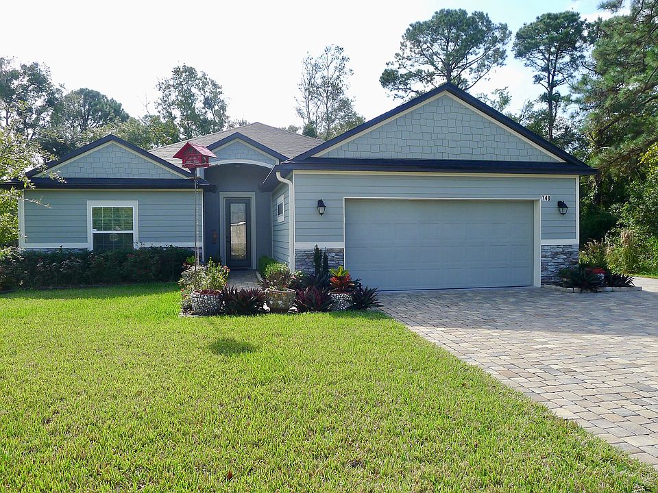Front main view