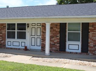 501 E Cleveland St #3, Spring Valley, IL 61362