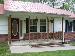 1043 Phillip Dr, Portland, TN 37148