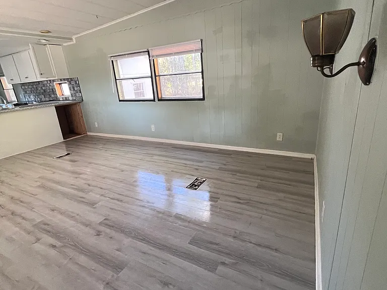 6718 Betty Ln — Photo 27