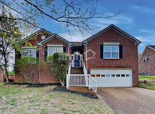 7821 Farmington Pl, Nashville, TN 37221