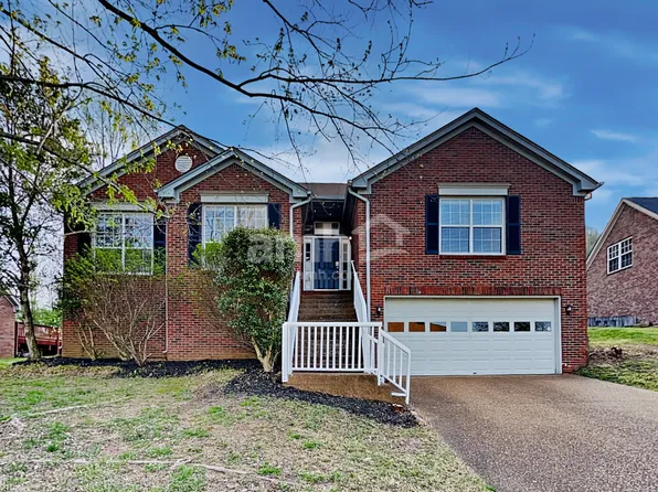 7821 Farmington Pl, Nashville, TN 37221