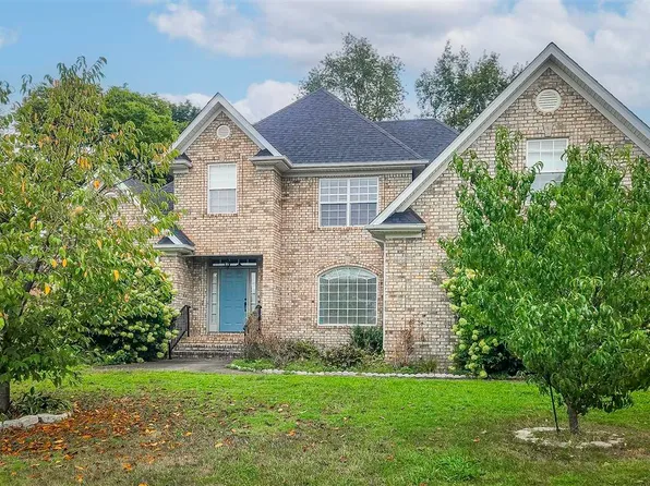 2772 Avondale Dr, Bowling Green, KY 42104