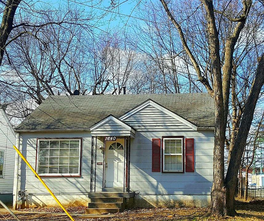 1st image of 1640 Earl Ave