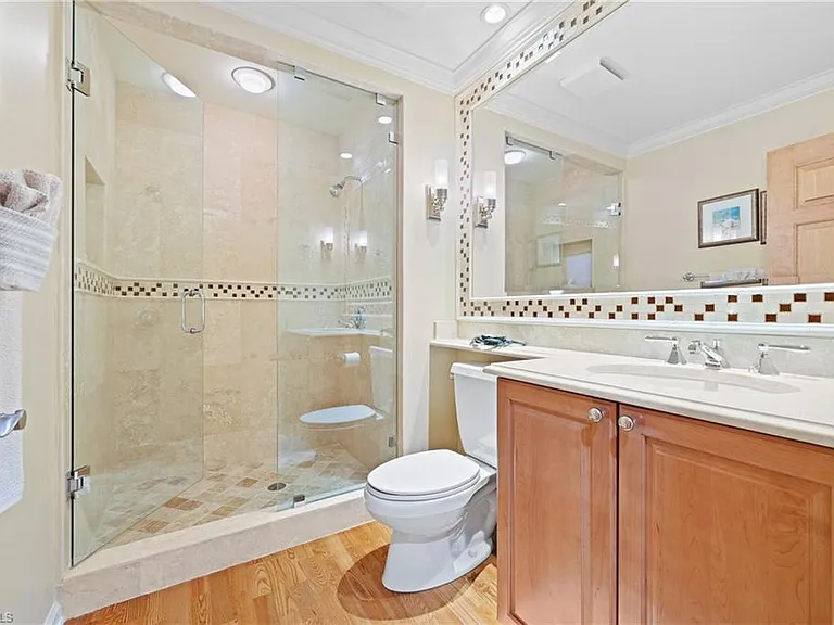 60 Seagate Dr #105 — Photo 21