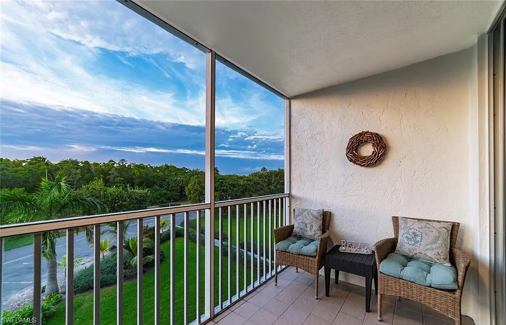 2 bed, 2.5 bath, 1133 sqft, $2,695 — Photo 3