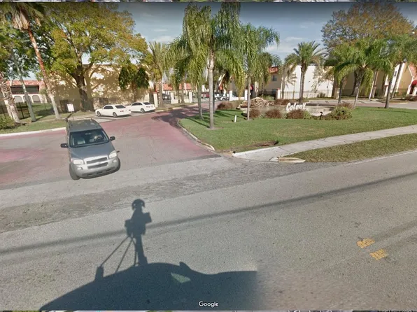 6616 E La Mirada Dr #10, Jacksonville, FL 32217