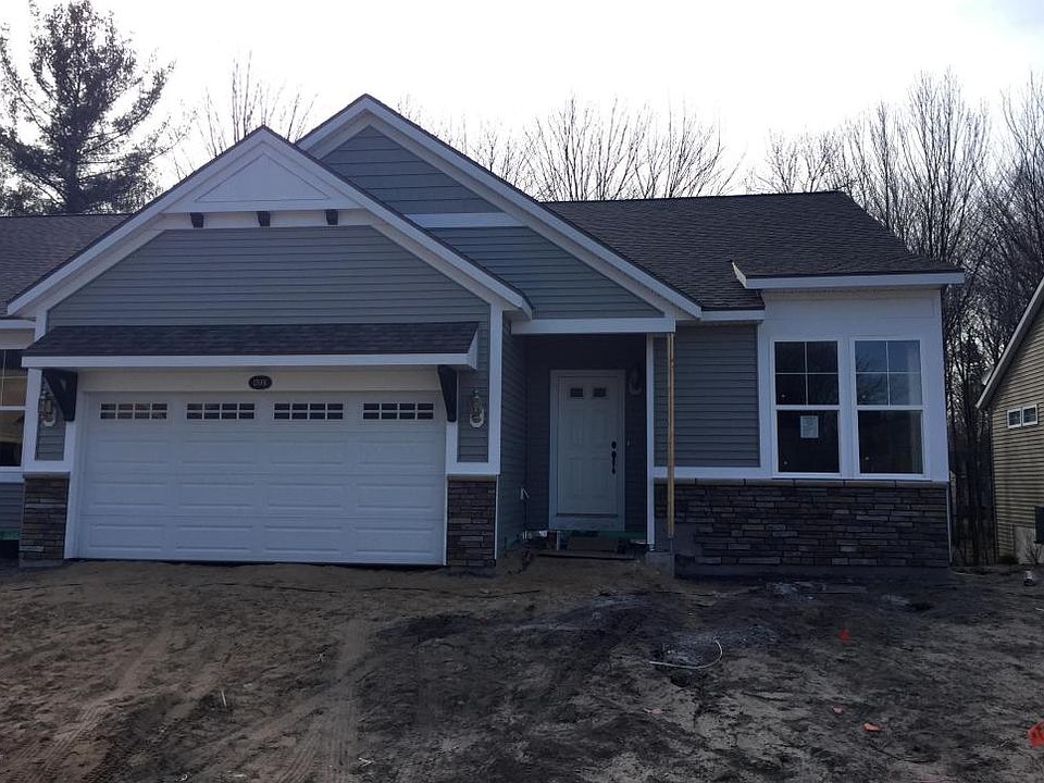 1st image of 17001 Pickett Ln #16