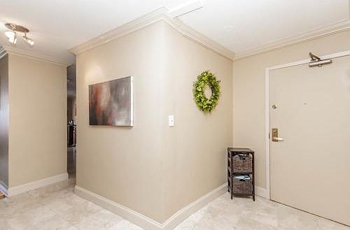 4th image of 3930 N Pine Grove Ave APT 1501