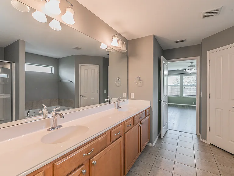 4521 Sheldon Trl — Photo 29