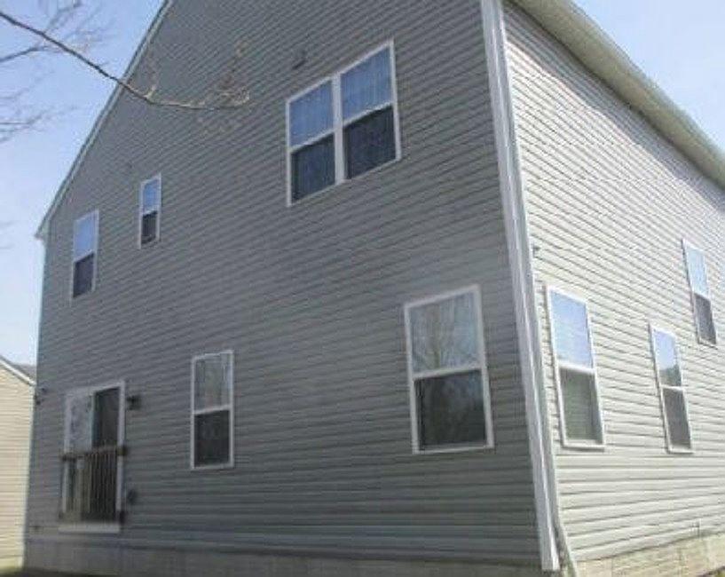 2nd image of 558 Marrus Cir