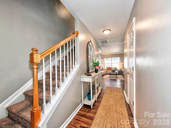 3rd image of 11316 Morgan Valley Ln
