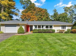 42 Cynthia Rd, Framingham, MA 01701