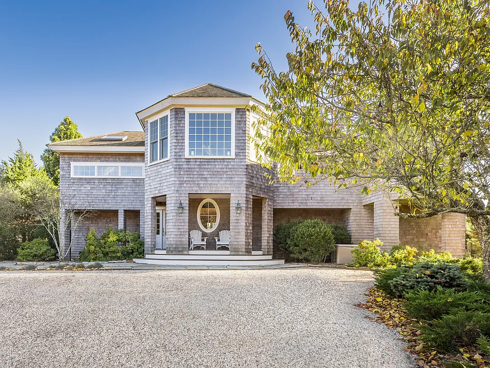 55 Seabreeze Ln