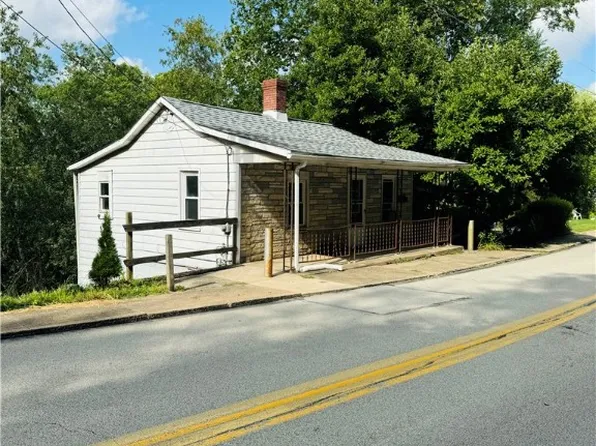 127 Main St, Bentleyville, PA 15314
