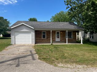 1422 Ewing Rd, Rochester, IN 46975