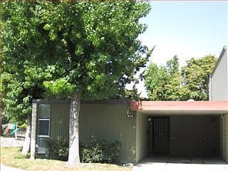 1st image of 1058 Pomeroy Ave