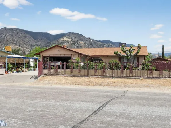 2724 Flower St, Lake Isabella, CA 93240