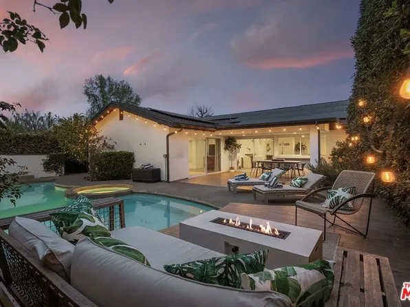 5215 Babcock Ave, Valley Village, CA 91607