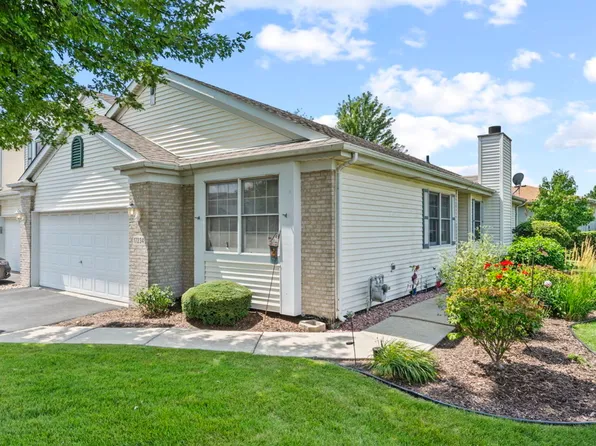 17234 Longbow Dr, Lockport, IL 60441
