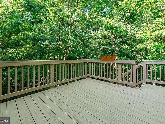 Upper level deck located off the breakfast area