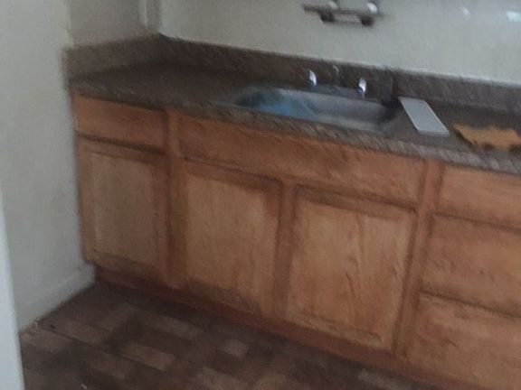 5th image of 1902 Solly Ave Bsmt B2