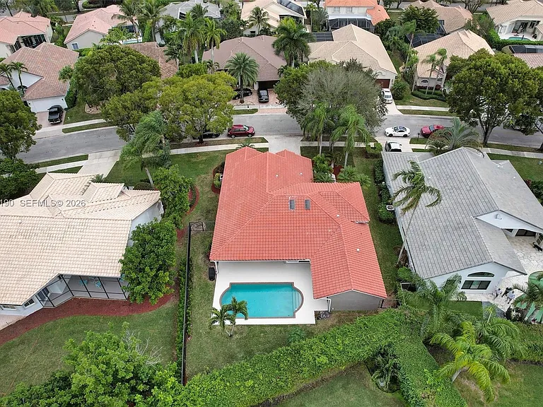 814 Heron Rd — Photo 24