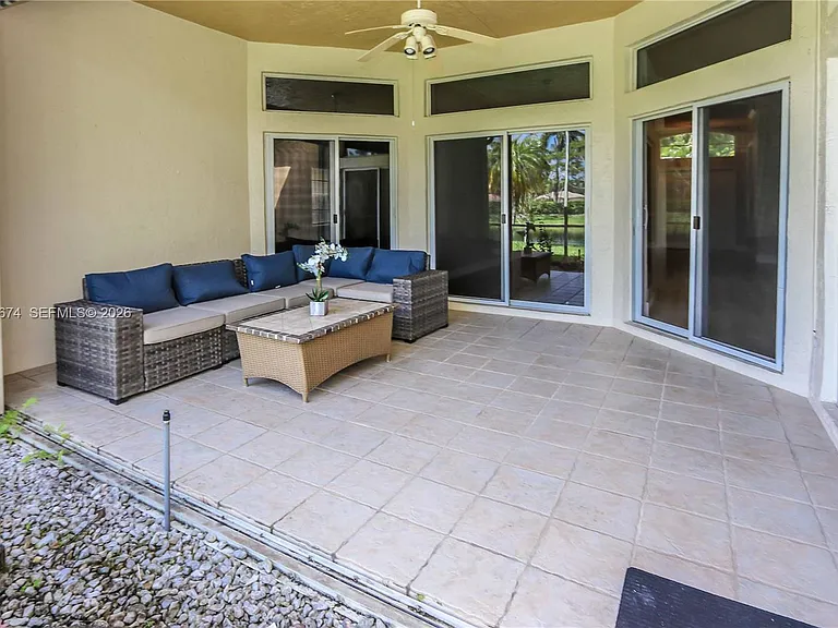 4022 Pinewood Ln — Photo 27