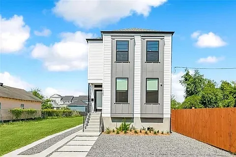 1527 Lafreniere St Photo 1