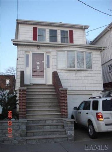 1st image of 916 Calhoun Ave