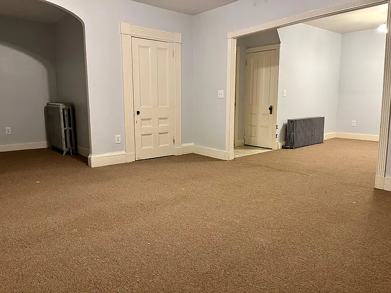 186 Essex St #2 — Photo 2