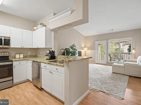 4551 Strutfield Ln APT 4414, Alexandria, VA 22311