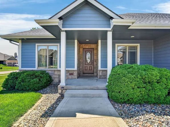 1317 NE 29th St, Ankeny, IA 50021