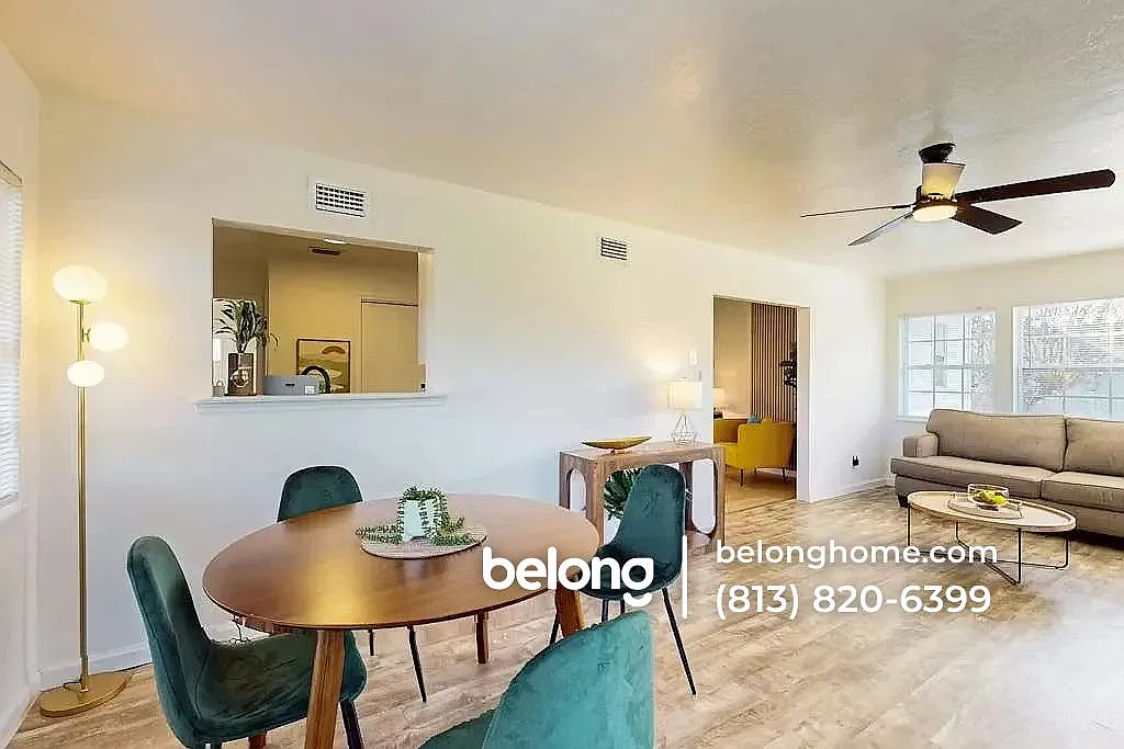 3 bed, 2.0 bath, 1200 sqft, $2,045 — Photo 2