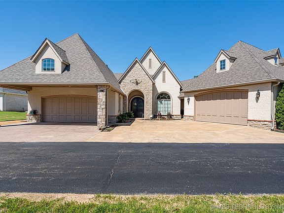 2nd image of 12432 Boulder Rdg