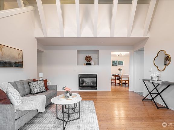 5th image of 5022 32nd Avenue S