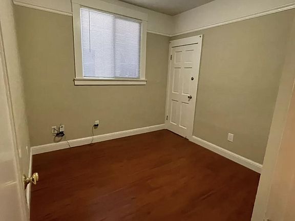 5th image of 4912 California St