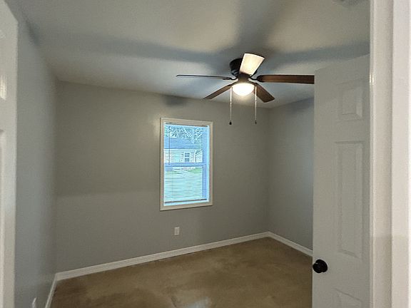 3rd image of 2515 Kavanaugh Rd