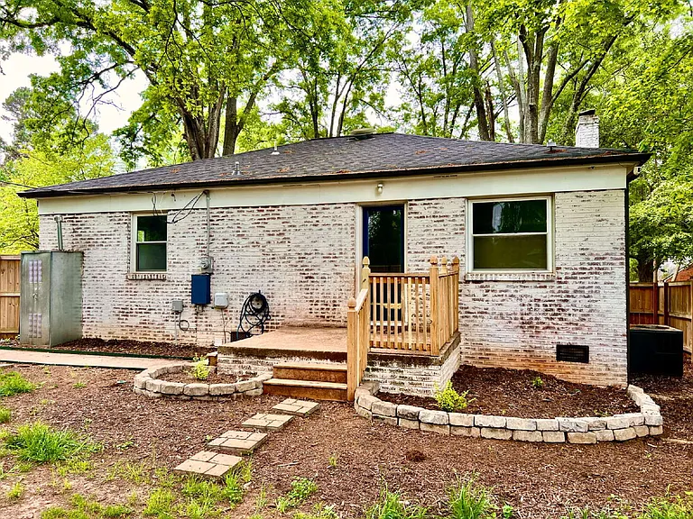 3500 Mathis Dr — Photo 25