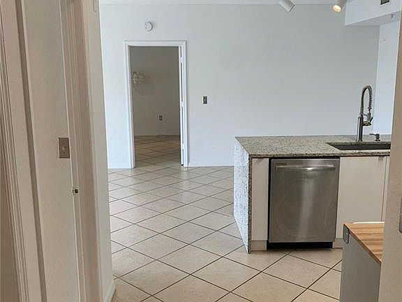 5th image of 6361 Aragon Way APT 104