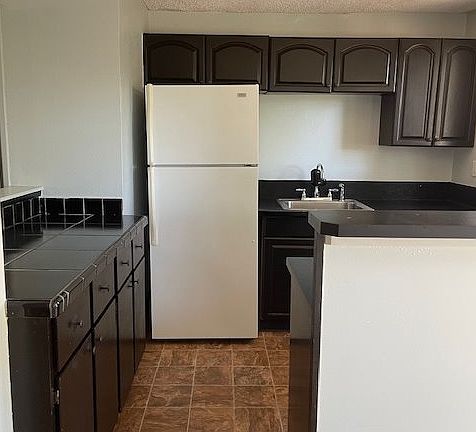 3rd image of 4355 Riverview Ave
