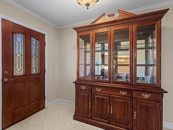 4th image of 1208 Forest Dr