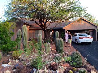100 E Strada Patania, Tucson, AZ 85737