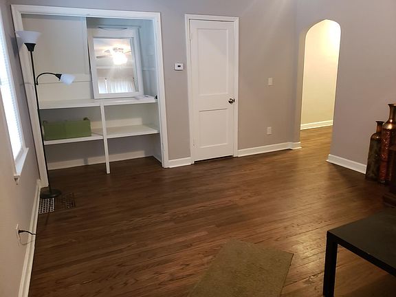 5th image of 5645 Forest Ave
