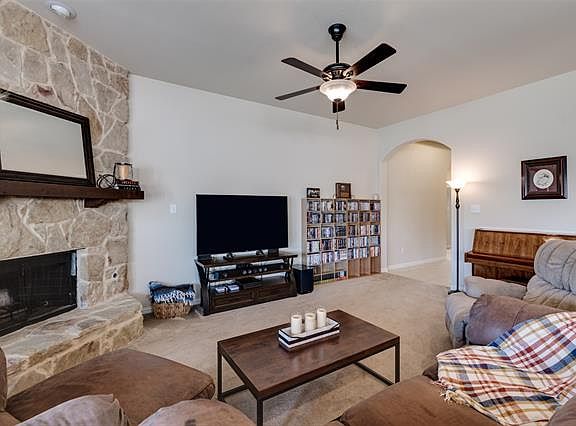 4th image of 3041 Veranda Vista Dr