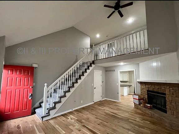 3rd image of 14928 Glenwood St