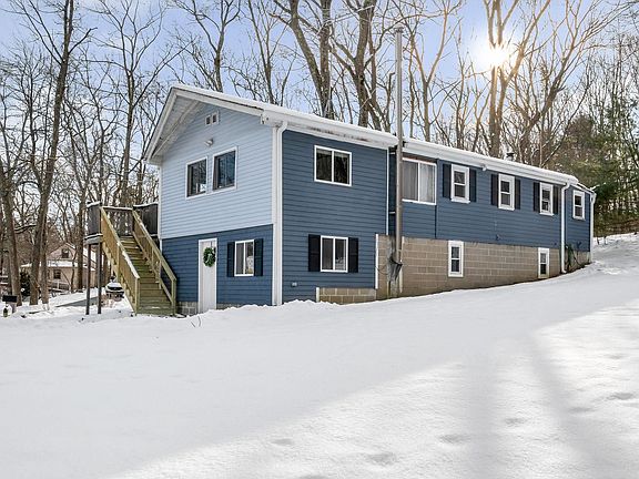 2nd image of 14 Cove Drive