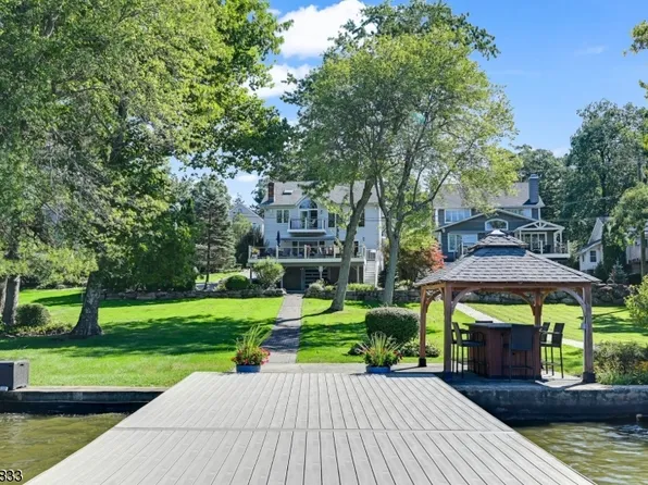 202 Long Pond Rd, West Milford Twp., NJ 07421